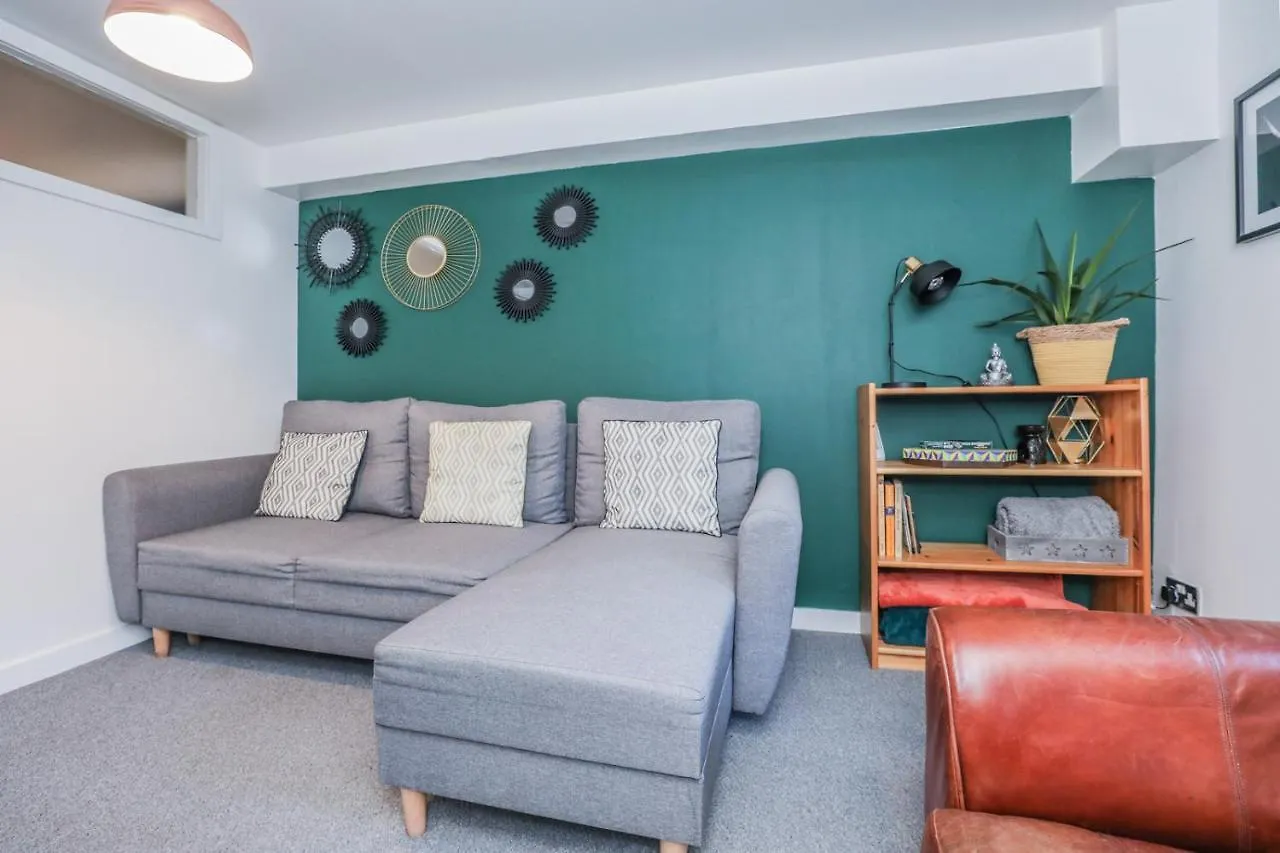 Beautiful 1-Bed Apartment Near Castle Édimbourg