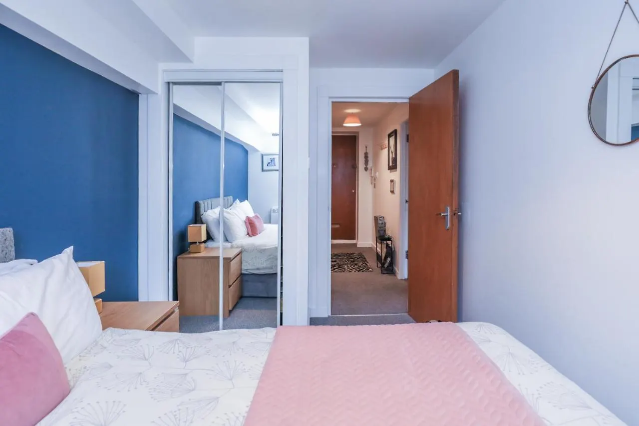 Beautiful 1-Bed Apartment Near Castle Édimbourg