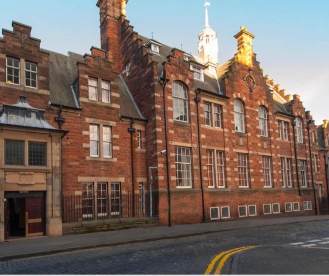 Beautiful 1-Bed Apartment Near Castle Edimburgo