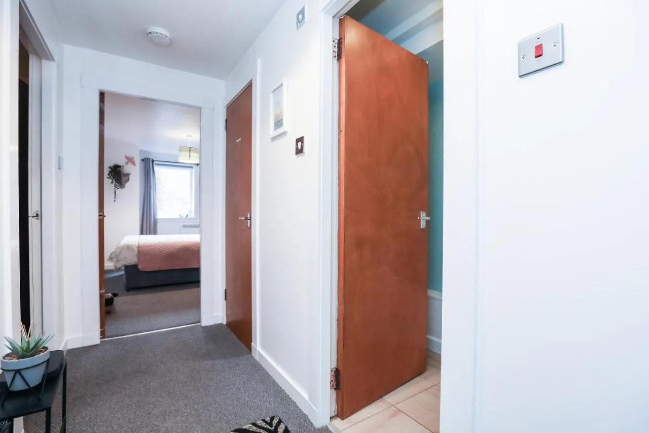 Beautiful 1-Bed Apartment Near Castle Edimburgo