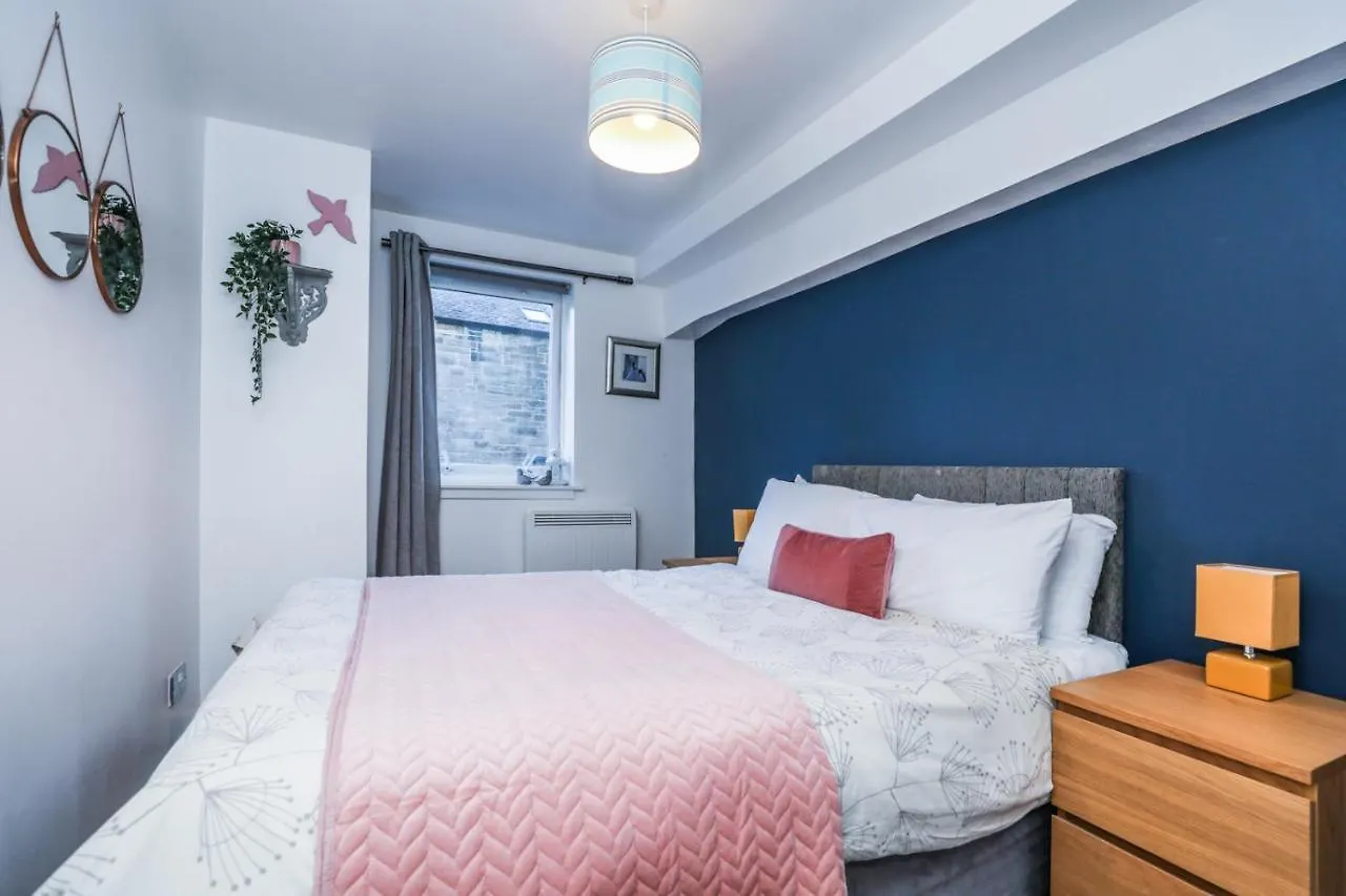 Beautiful 1-Bed Apartment Near Castle Edimburgo 0*,
